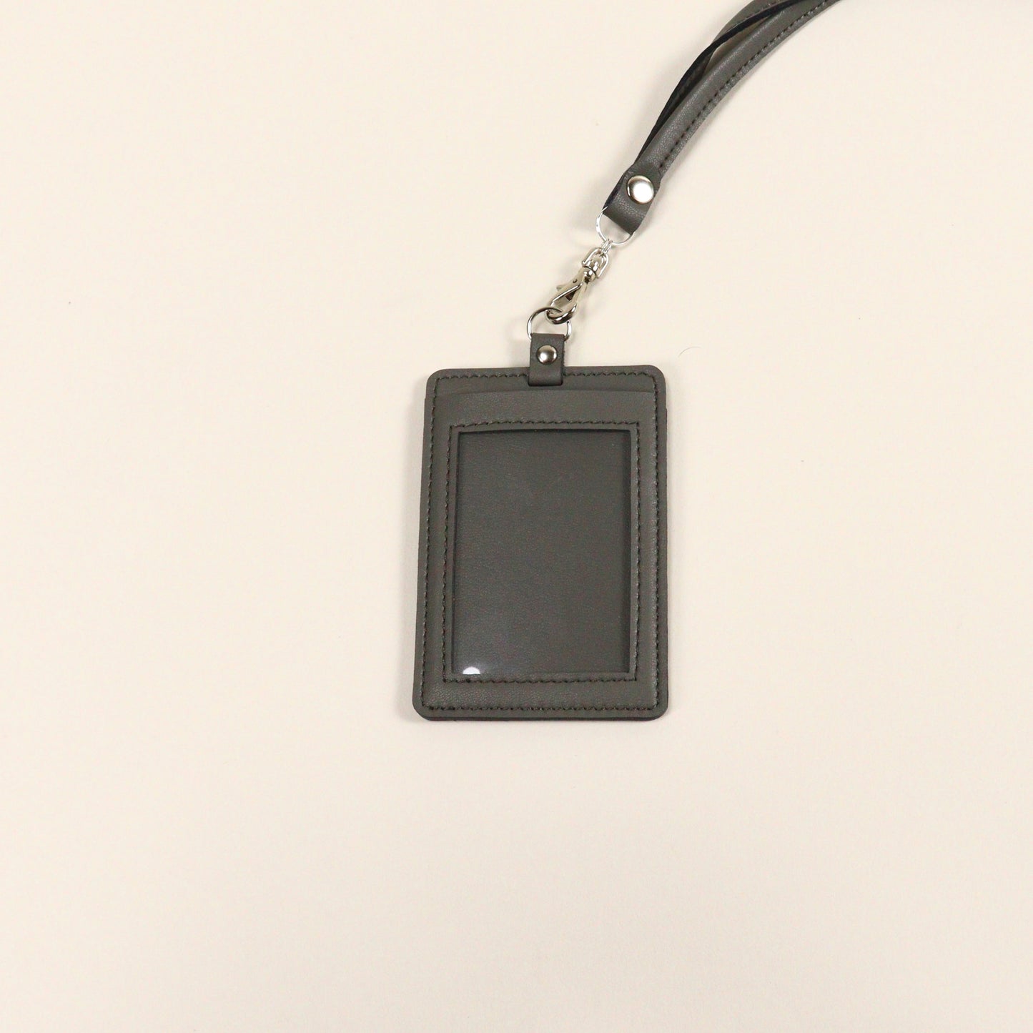 バンブレナレザーIDホルダー