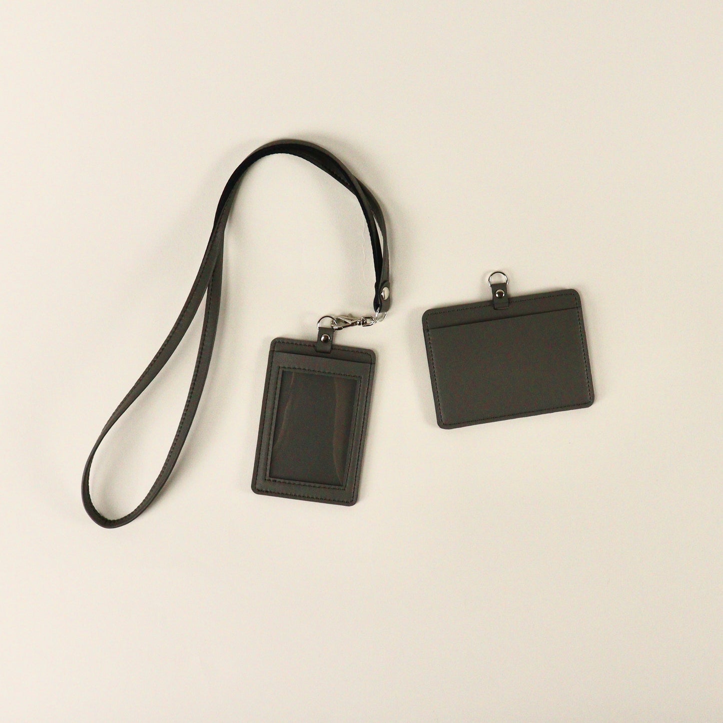 バンブレナレザーIDホルダー