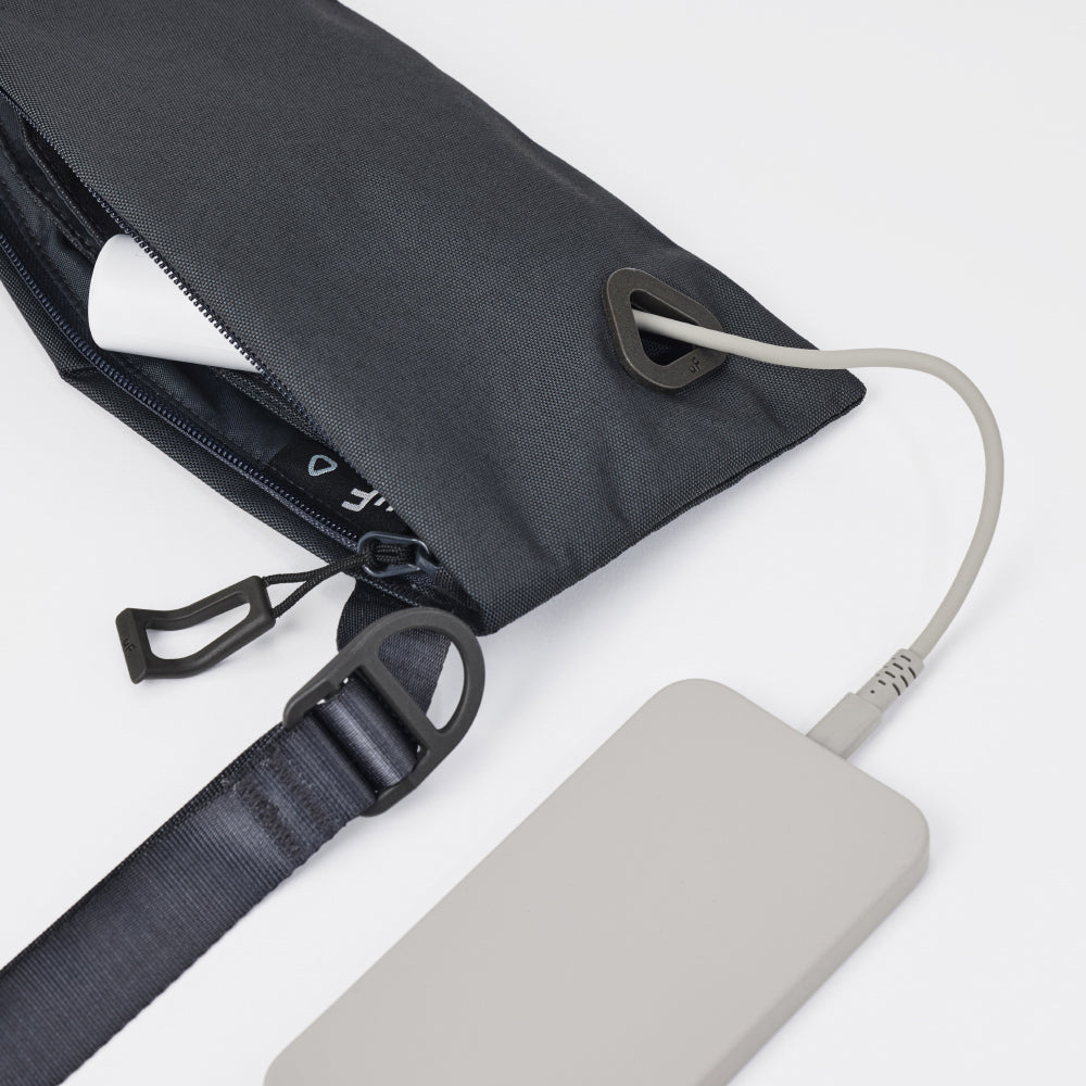 uF MOBILE POUCH