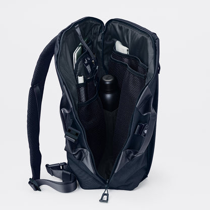 uF DIRECTOR’S BAG® M